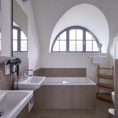 Reetland Am - Premium Reetdachvilla Mit 2 Schlafzimmern, Sauna Und Kamin E22 Holiday home Dranske