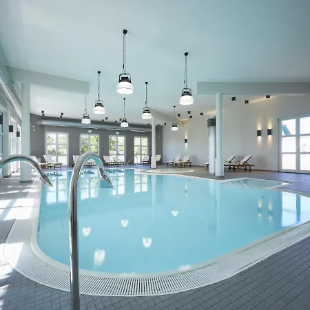 Holiday home Reetland Am - Premium Reetdachvilla Mit 2 Schlafzimmern, Sauna Und Kamin E22 *