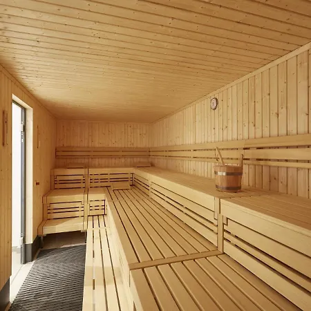 Reetland Am - Premium Reetdachvilla Mit 2 Schlafzimmern, Sauna Und Kamin E22